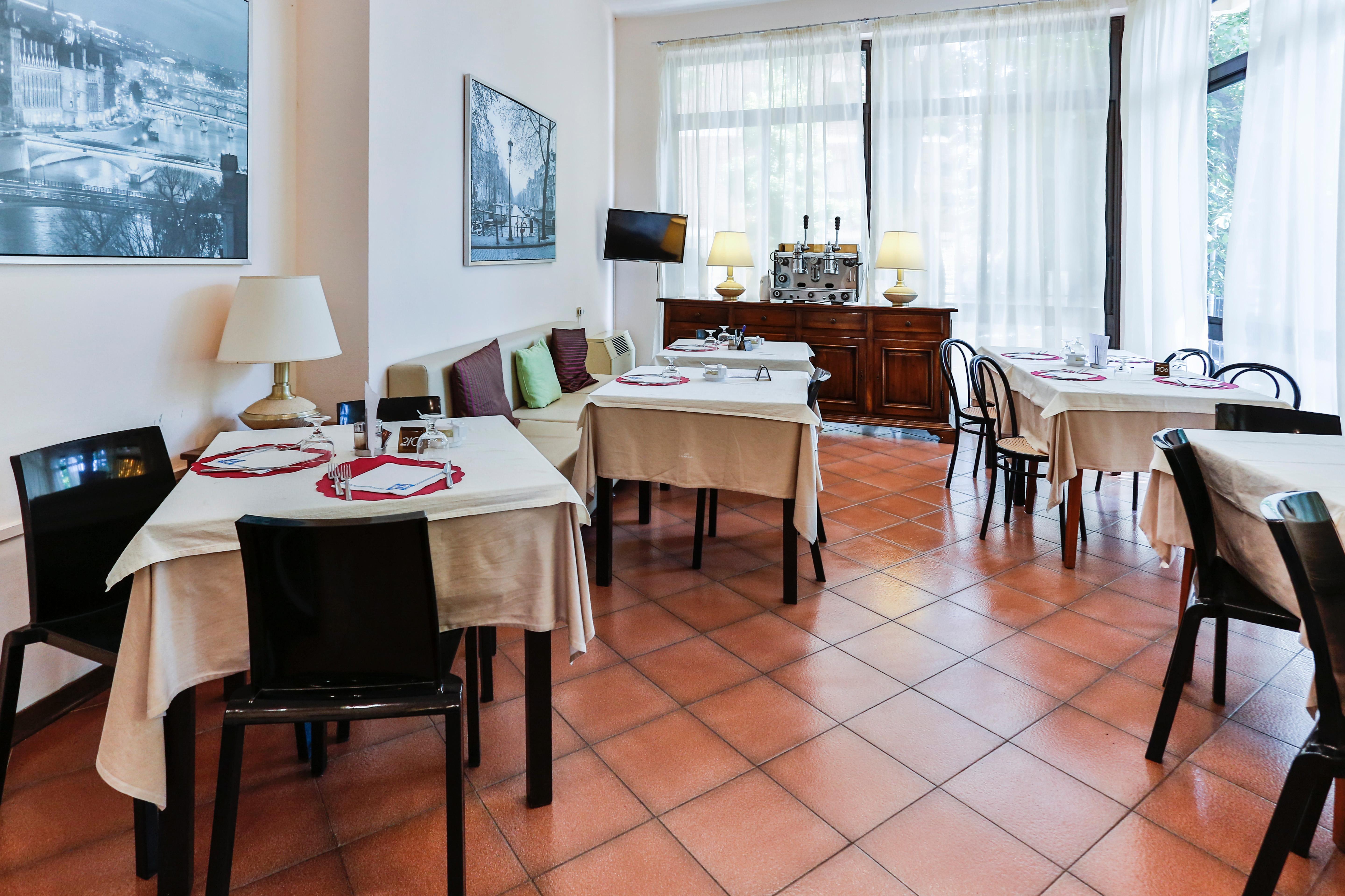 Hotel Avana Mare Rimini Exteriör bild