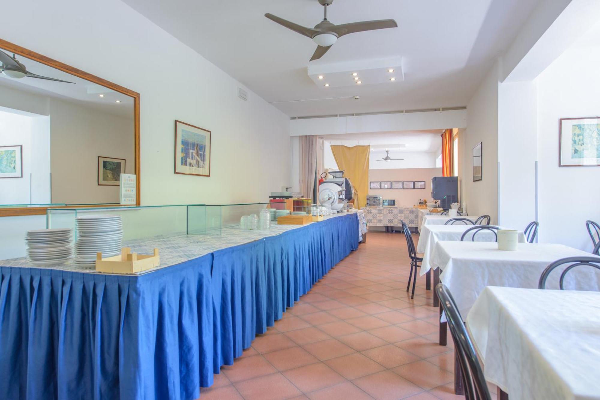 Hotel Avana Mare Rimini Exteriör bild